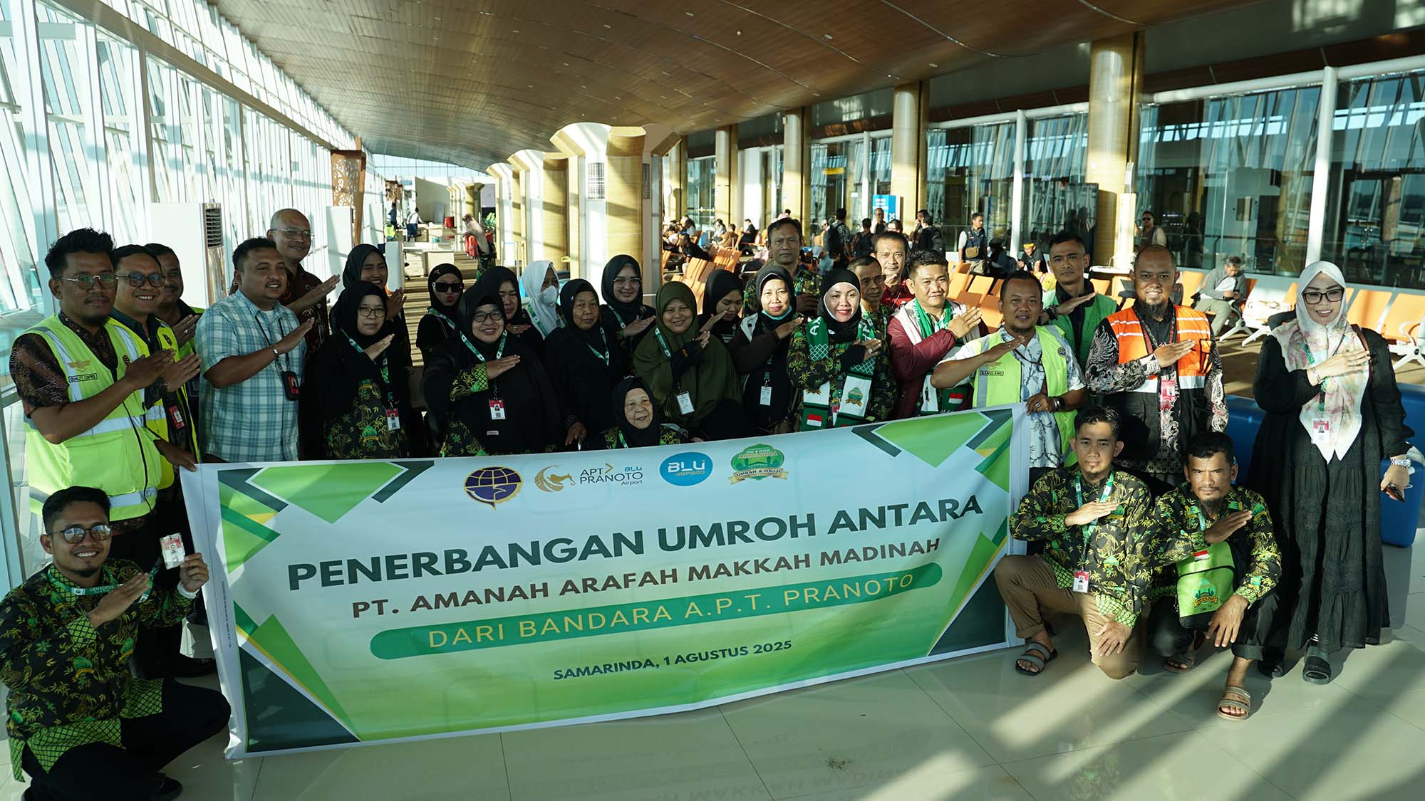 Gambar: PENERBANGAN UMROH ANTARA DARI BANDAR UDARA A.P.T. PRANOTO