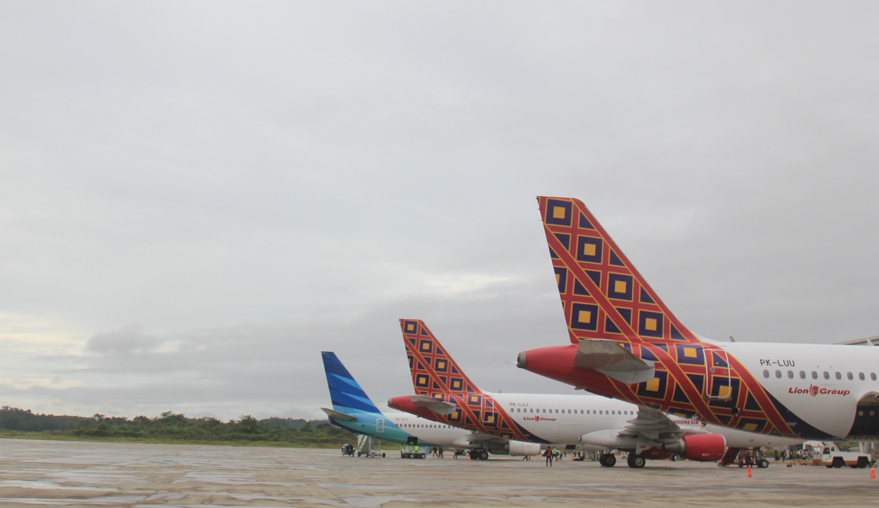 Gambar GARUDA INDONESIA DAN BATIK AIR RESMI MENAMBAH PENERBANGAN DI BANDAR UDARA A.P.T. PRANOTO